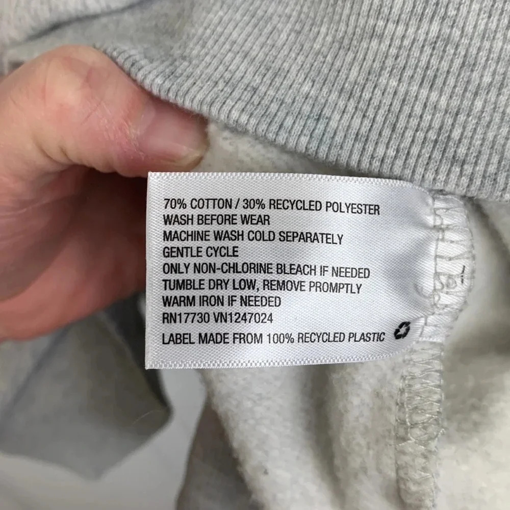 Stoney Clover Lane x Target gray sweatshirt sz 2X - Picture 3 of 7